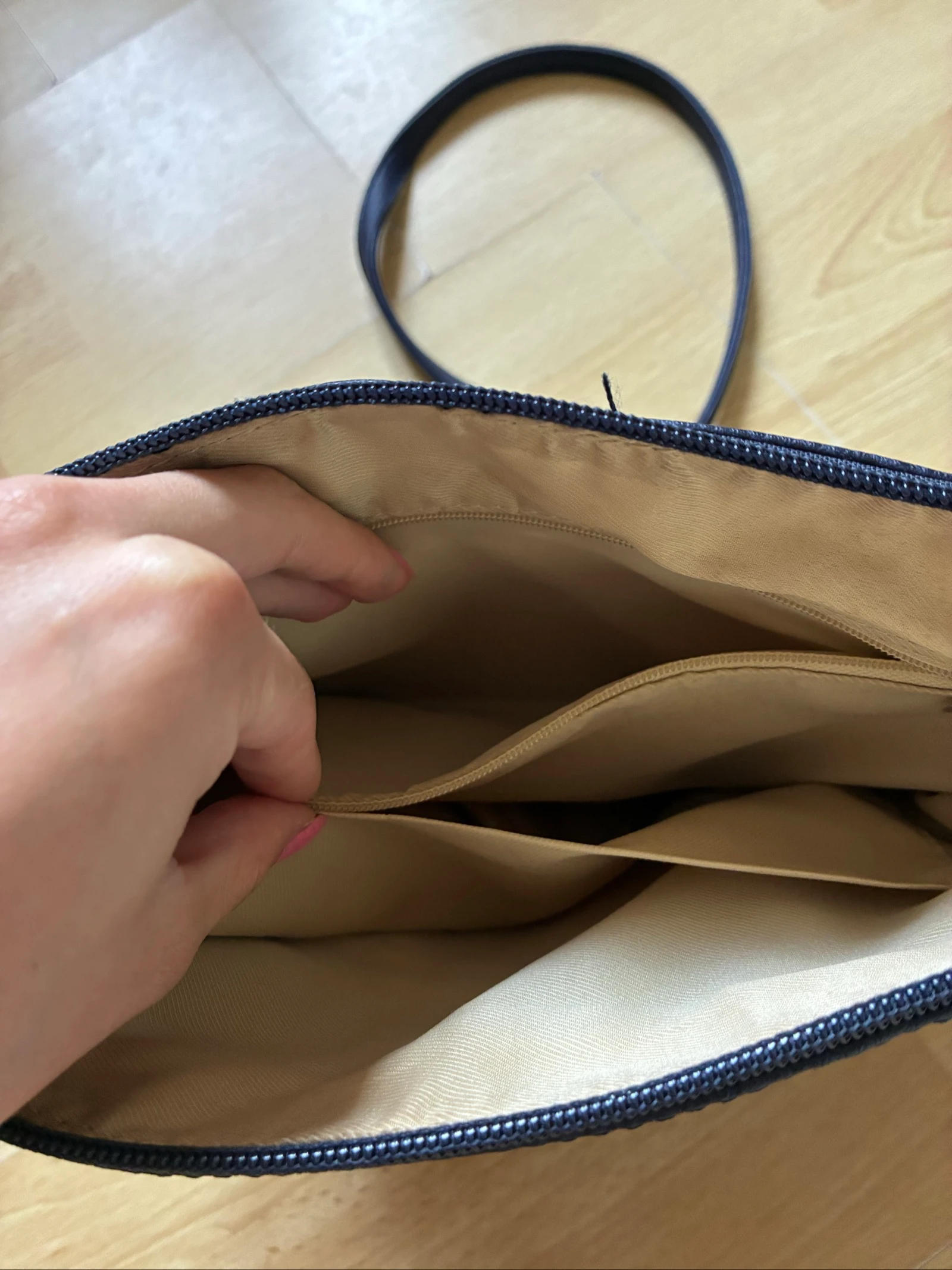 Bolsa de ombro dourada azul marinho couro sintético feminino – photo 4
